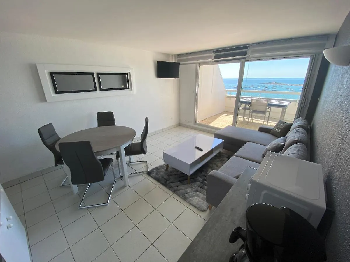 Loriot2 - Appartement Vue Sur Mer Ploemeur 0*,  France