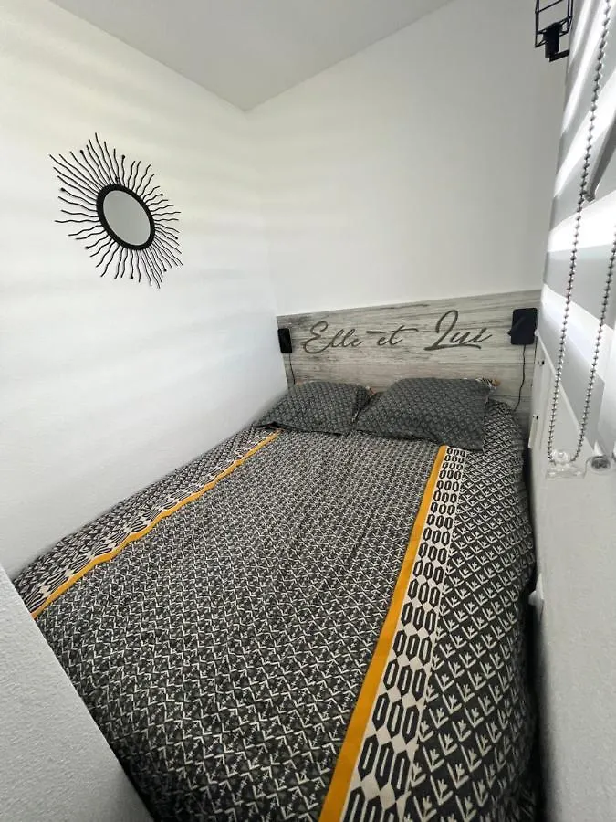 Loriot2 - Appartement Vue Sur Mer Ploemeur 0*,  France